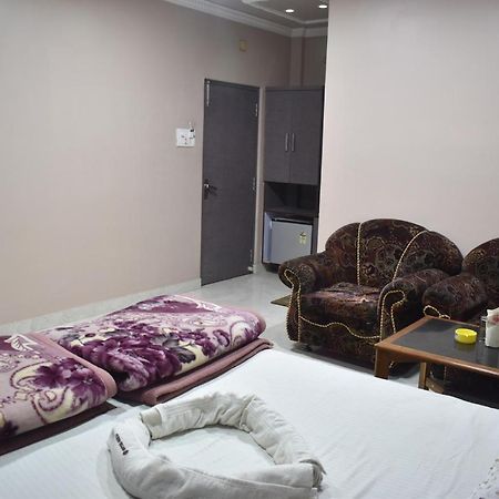 Hotel Suraj Balasore Zewnętrze zdjęcie